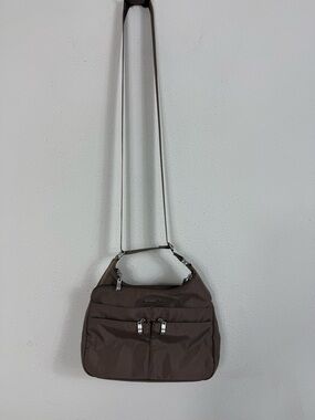 Baggallini Cross Over Crossbody purse Grey